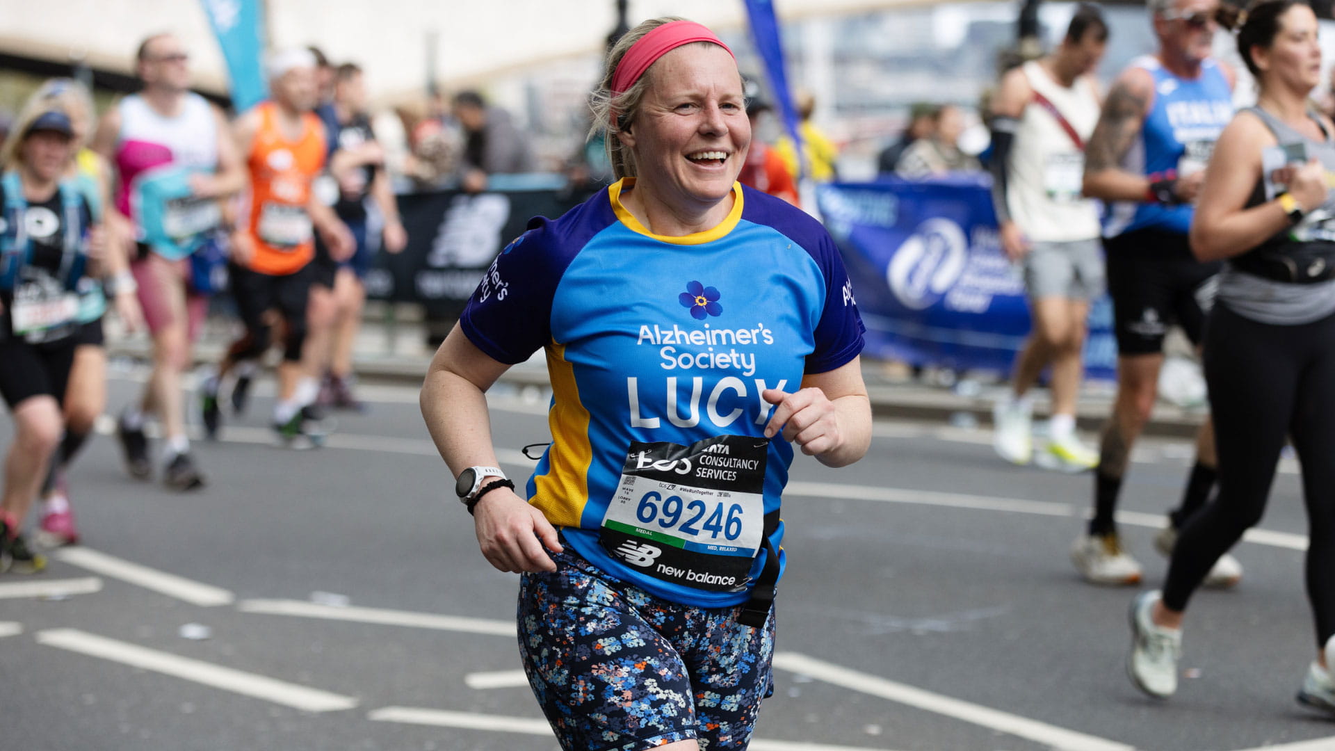 Alzheimers Society runner