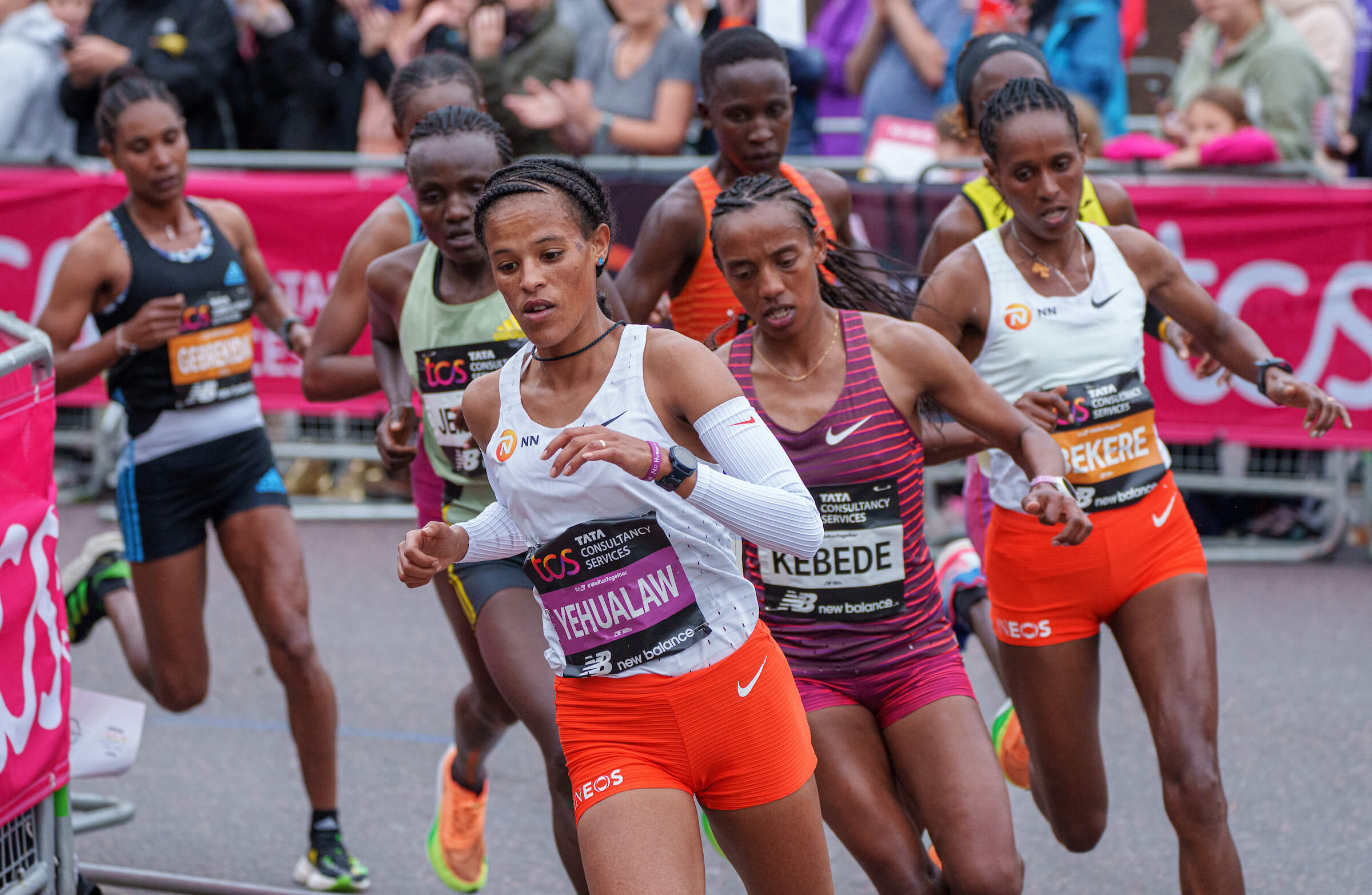 Elite women at the TCS London Marathon