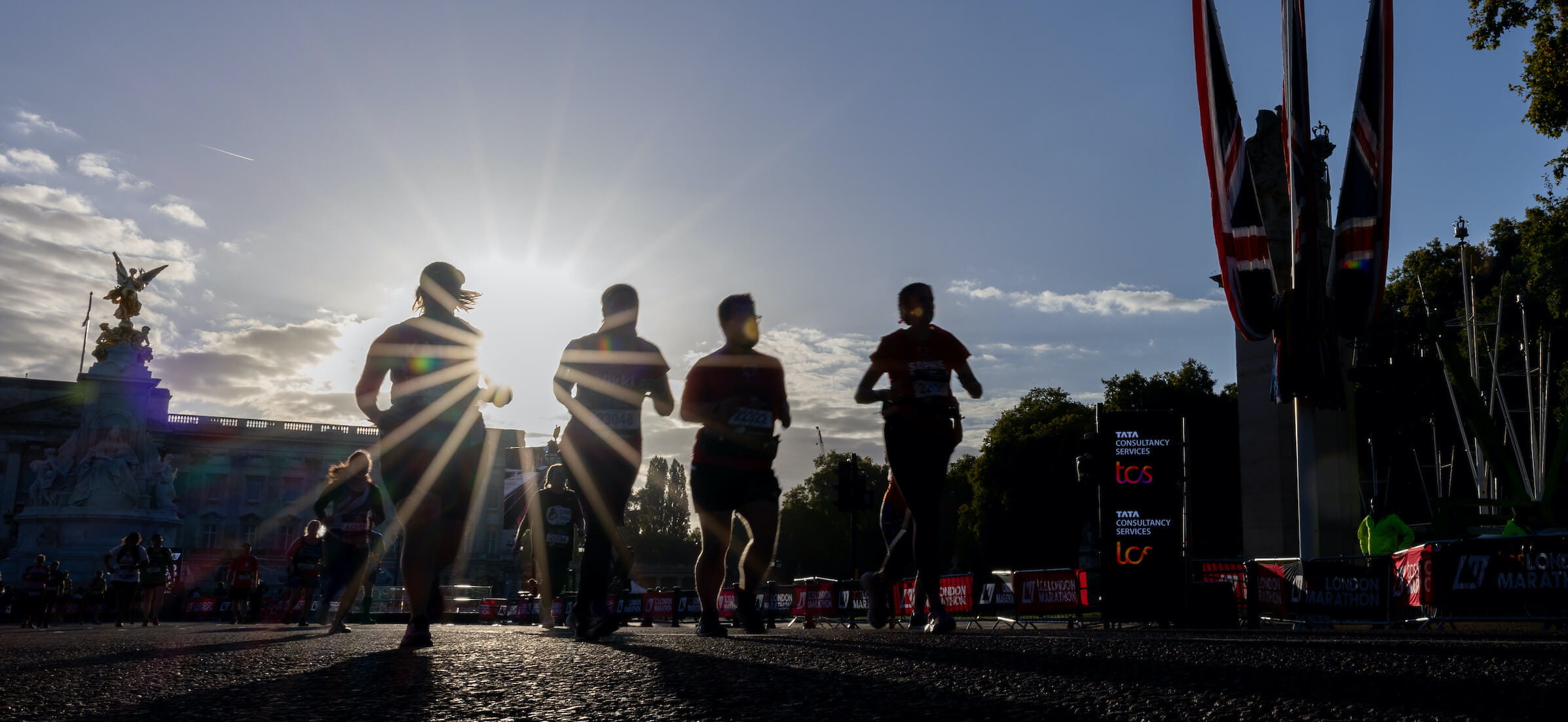 A silhouette of participants at the TCS London Marathon