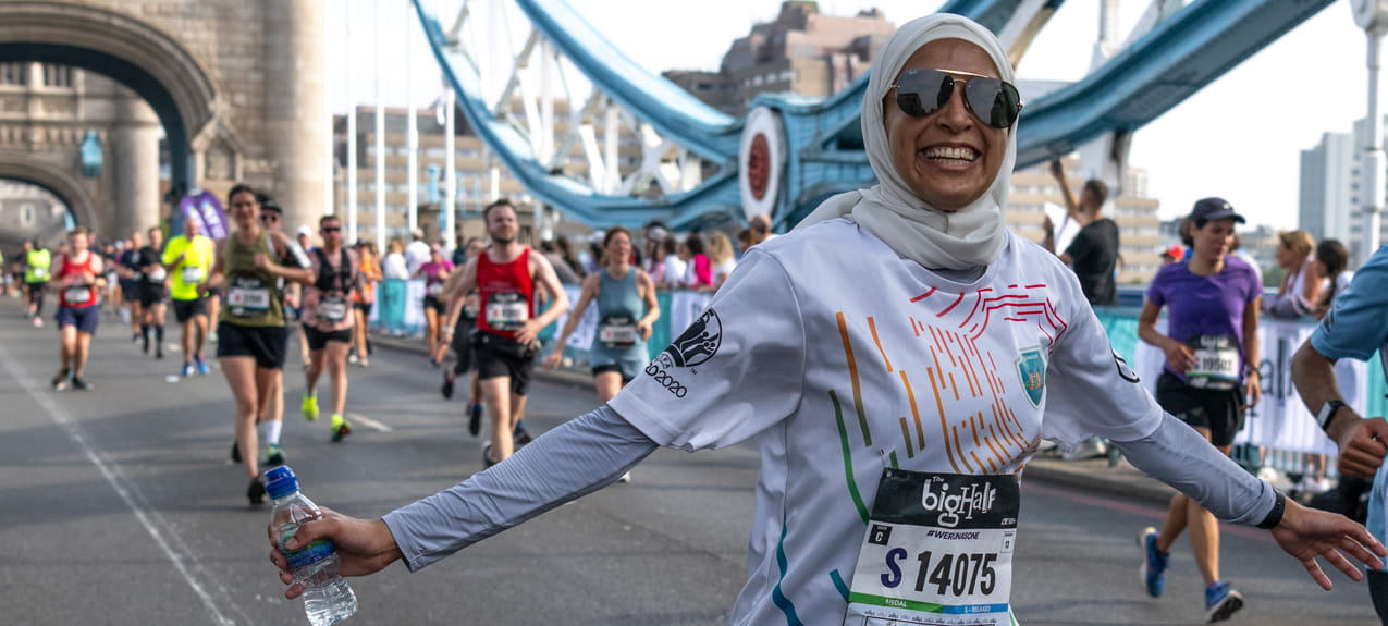 Runners cross Tower Bridge