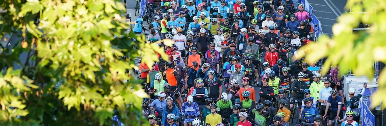 A crowd of riders at the Start of 2022 RideLondon