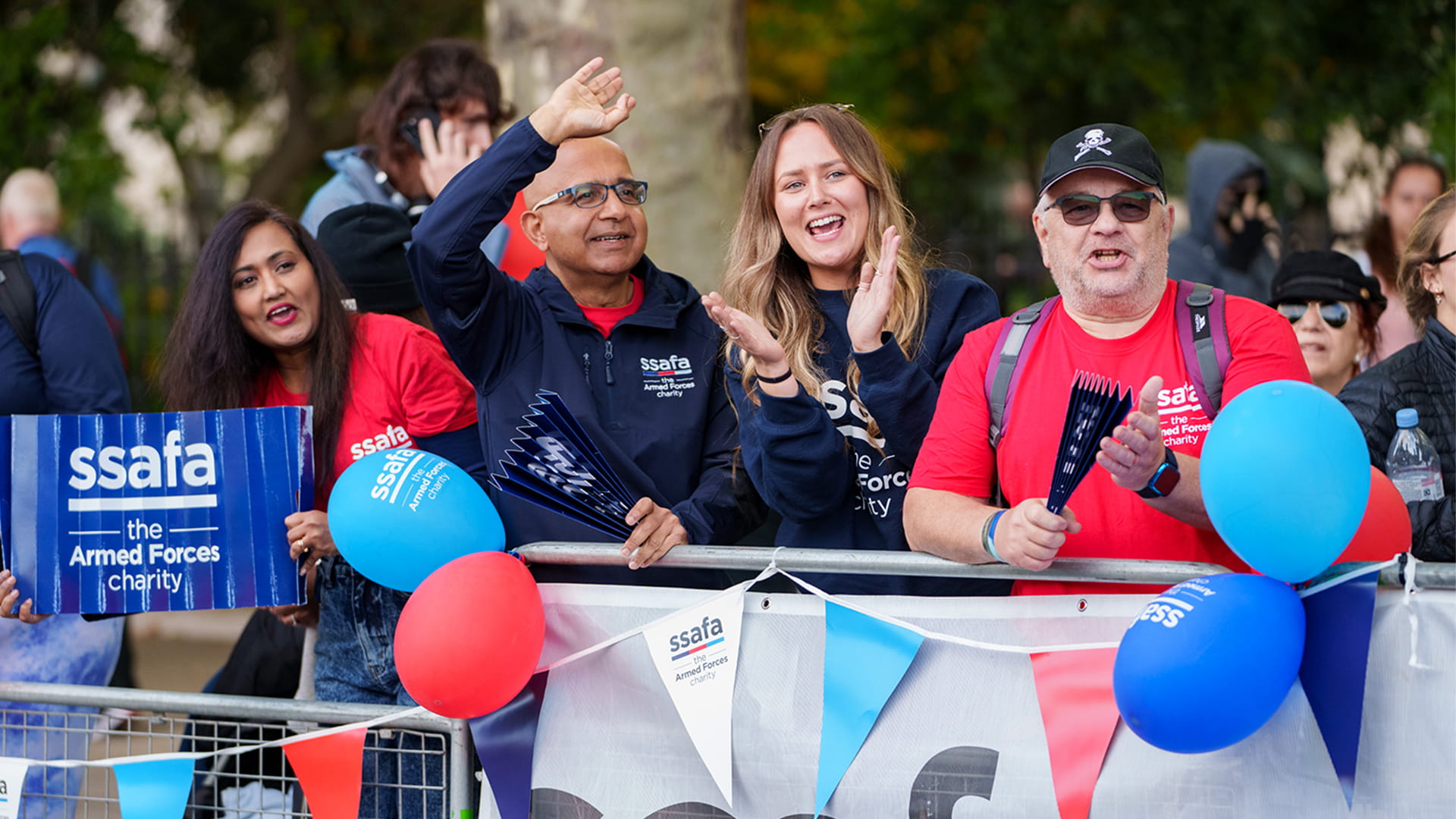 SSAFA supports cheer on London Marathon participants